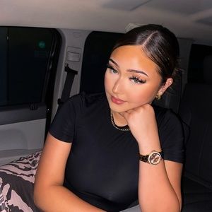 Meet your Posher, Ashalyn